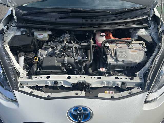 トヨタ アクア S スタイルブラック 愛知県 2020(令2)年 1.4万km ホワイトパールクリスタルシャイン /禁煙車//ワンオーナー//純正SDナビ・フルセグTV/　(NSZT-W68T)//パノラミックビューモニター//ビルトインETC//ドライブレコーダー//LEDオートライト//トヨタセーフティセンス//プリクラッシュセーフティ//レーンディパーチャーアラート//オートマチックハイビーム//ステアスイッチ//ECO.EVモード//ドアバイザー//純正フロアマット//ISOFIX//新車保証書//取扱説明書//スペアキー