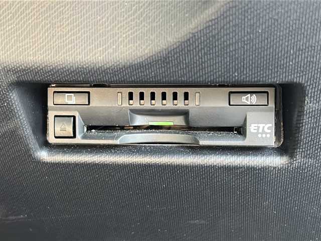 トヨタ アクア S スタイルブラック 愛知県 2020(令2)年 1.4万km ホワイトパールクリスタルシャイン /禁煙車//ワンオーナー//純正SDナビ・フルセグTV/　(NSZT-W68T)//パノラミックビューモニター//ビルトインETC//ドライブレコーダー//LEDオートライト//トヨタセーフティセンス//プリクラッシュセーフティ//レーンディパーチャーアラート//オートマチックハイビーム//ステアスイッチ//ECO.EVモード//ドアバイザー//純正フロアマット//ISOFIX//新車保証書//取扱説明書//スペアキー