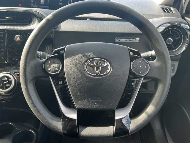 トヨタ アクア S スタイルブラック 愛知県 2020(令2)年 1.4万km ホワイトパールクリスタルシャイン /禁煙車//ワンオーナー//純正SDナビ・フルセグTV/　(NSZT-W68T)//パノラミックビューモニター//ビルトインETC//ドライブレコーダー//LEDオートライト//トヨタセーフティセンス//プリクラッシュセーフティ//レーンディパーチャーアラート//オートマチックハイビーム//ステアスイッチ//ECO.EVモード//ドアバイザー//純正フロアマット//ISOFIX//新車保証書//取扱説明書//スペアキー