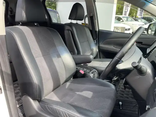 トヨタ エスティマ アエラス プレミアムエディション 兵庫県 2014(平26)年 11.4万km ホワイトパールクリスタルシャイン (株)IDOMが運営する【じしゃロン西宮店】の自社ローン対象車両になります。こちらは現金ご利用時の価格です。自社ローンご希望の方は別途その旨お申付け下さい。/＊両側パワースライドドア/＊フルセグテレビ/＊バックカメラ/＊ETC/＊ハーフレザーシート/＊リアスポイラー/＊１８インチアルミ