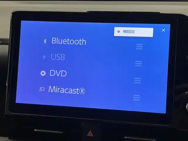 トヨタ ノア ハイブリッド S－Z 愛知県 2023(令5)年 3.5万km アティチュードブラックマイカ 純正１０．５型ナビ　ＢＳＭ　禁煙車　快適利便Ｈｉｇｈ　ＤＶＤデッキ　シートヒーター　ハンドルヒーター　電動リアゲート　両側パワスラ　ＡＣ１００Ｖ電源　前後ドラレコ　セーフティセンス　衝突軽減　ＬＥＤオートライト　フォグランプ　追従クルコン　コーナーセンサー　フォグランプ　USB　タイプC　オットマン　ハーフレザー　電動パーキング　オートホールド