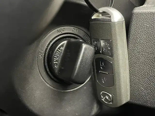 マツダ プレマシー 20S スカイアクティブ 埼玉県 2015(平27)年 5.2万km チタニウムフラッシュマイカ 社外ナビ　フリップダウンモニター　ビルトインＥＴＣ　クルーズコントロール　両側パワースライドドア　ステアリングスイッチ　パドルシフト　純正アルミホイール　オートライト　ＨＩＤライト　地デジフルセグ