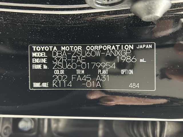 トヨタ ハリアー プレミアム 三重県 2019(令1)年 4.7万km ブラック 禁煙車/純正9型ナビ（NSZT-Y68T）/AM/FM/CD/DVD/SD/BT/HDMI/フルセグTV/バックカメラ/プリクラッシュセーフティ/レーンディパーチャーアラート /レーダークルーズコントロール /クリアランスソナー /パワーバックドア /パワーシート/電子パーキングブレーキ/パーキングホールド/オートライト/オートハイビーム/LEDヘッドライト/LEDフォグランプ/オートワイパー/ETC/ウインカーミラー/プッシュスタート/スマートキー/前後ドラレコ