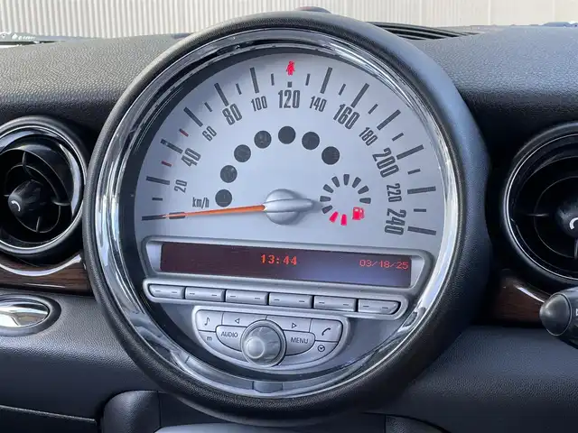 ＭＩＮＩ ミニ クーパー 道東・釧路十勝 2007(平19)年 6.8万km ワイン／銀 純正オーディオ/純正マット/スペアキ－1本/純正アルミホイール積み込み
