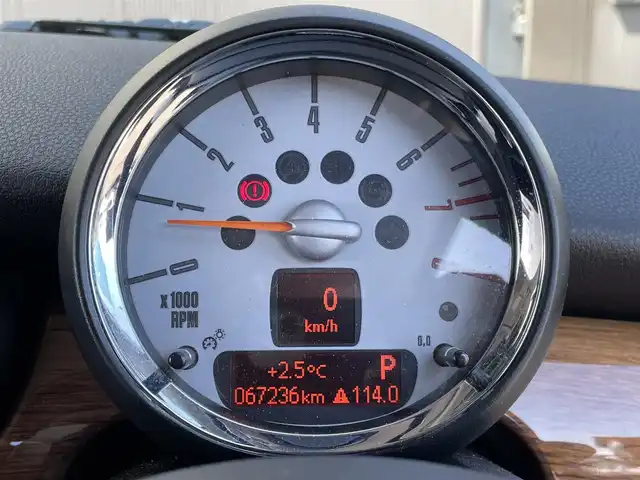 ＭＩＮＩ ミニ クーパー 道東・釧路十勝 2007(平19)年 6.8万km ワイン／銀 純正オーディオ/純正マット/スペアキ－1本/純正アルミホイール積み込み