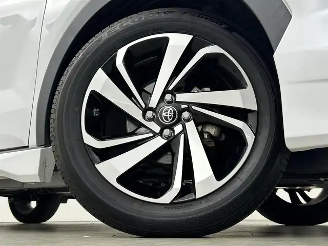 トヨタ ライズ Z 群馬県 2022(令4)年 1万km シャイニングホワイトパール モデリスタ　純正７インチナビ　バックカメラ　レーダークルーズコントロール　ＬＥＤライト　ＡＨＢ　シートヒーター　純正１７インチＡＷ　ステアリングリモコン　ＡＶＨ　電子パーキング　スマートキー　禁煙車