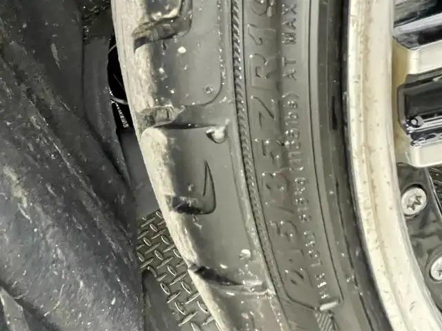 トヨタ ノア ハイブリッド Si ダブルバイビー 大阪府 2018(平30)年 4.3万km ブラック ALPINEナビ(フルセグ/DVD再生/Bluetooth) バックカメラ 後席モニター ETC 両側パワースライドドア 衝突軽減 クルコン トヨタセーフティセンス シートヒーター ドラレコ