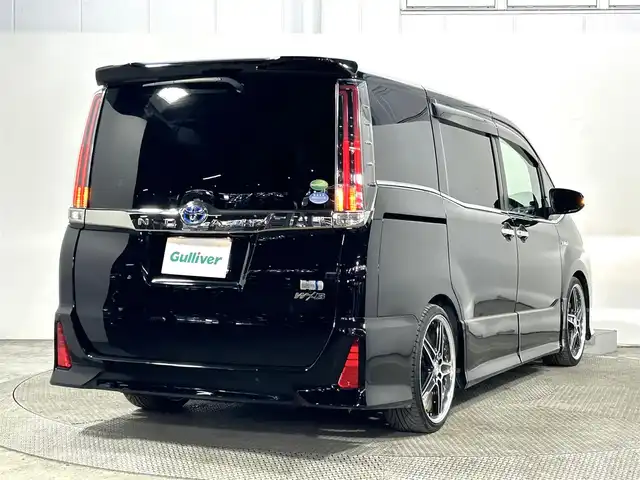 トヨタ ノア ハイブリッド Si ダブルバイビー 大阪府 2018(平30)年 4.3万km ブラック ALPINEナビ(フルセグ/DVD再生/Bluetooth) バックカメラ 後席モニター ETC 両側パワースライドドア 衝突軽減 クルコン トヨタセーフティセンス シートヒーター ドラレコ