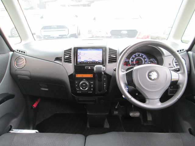 スズキ パレット ＳＷ TS 千葉県 2012(平24)年 5.9万km パールホワイト ワンオーナー/社外メモリーナビ、フルセグTV/オーディオ【CD/DVD/SD】/両側パワースライドドア/HIDヘッドライト&ハロゲンフォグ/純正14インチアルミホイール/ウィンカードアミラー/革巻きステアリング/オートライト/スマートキー/純正フロアマット/ドアバイザー/新車保証書/取扱説明書/スペアキー /整備記録簿/　【H25/H27/H29/R1/R3/R5】スズキ有