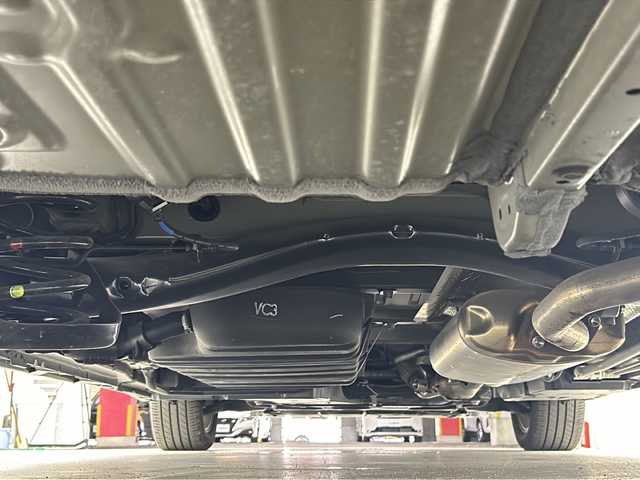 トヨタ ヴォクシー S－Z 愛知県 2022(令4)年 0.9万km アティチュードブラックマイカ 純正10型ナビ　【Bluetooth CD DVD USB　フルセグ】/ビルトインETC2.0/ドライブレコーダー　/両側電動スライドドア　/バックカメラ　/トヨタセーフティセンス/・衝突軽減ブレーキ/・レーンキープアシスト/・オートマチックハイビーム/レーダークルーズコントロール/アイドリングストップ/LEDヘッドライト/ヘッドライトレベライザー/オートライト/純性フロアマット/禁煙車