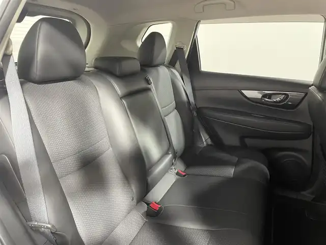 日産 エクストレイル ハイブリッド 20X 大阪府 2017(平29)年 4.7万km ブリリアントホワイトパール ProPILOT 純正ナビ(フルセグ/DVD再生/Bluetooth) 360カメラ デジタルインナーミラー ETC 革シート 電動リアゲート 衝突軽減 レーダークルコン クリアランスソナー