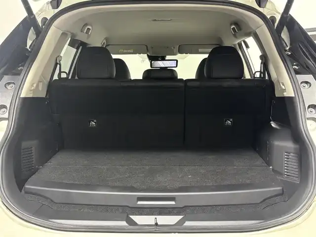 日産 エクストレイル ハイブリッド 20X 大阪府 2017(平29)年 4.7万km ブリリアントホワイトパール ProPILOT 純正ナビ(フルセグ/DVD再生/Bluetooth) 360カメラ デジタルインナーミラー ETC 革シート 電動リアゲート 衝突軽減 レーダークルコン クリアランスソナー