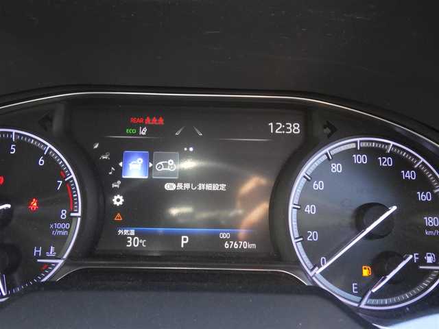 トヨタ ハリアー G 千葉県 2020(令2)年 6.8万km ホワイトパールクリスタルシャイン Toyota Safety Sense/・プリクラッシュセーフティ/・レーンディパーチャーアラート/・オートハイビーム/・レーダークルーズコントロール/パワーバックドア/ハーフレザーシート/運転席パワーシート/デジタルインナーミラー/ディスプレイオーディオ/バックカメラ/ドライブレコーダー/革巻きステアリング/ステアリングスイッチ/ETC/LEDヘッドライト/フォグライト/ウインカーミラー/クリアランスソナー/純正18インチアルミホイル/サイド/カーテンエアバッグ/スマートキー