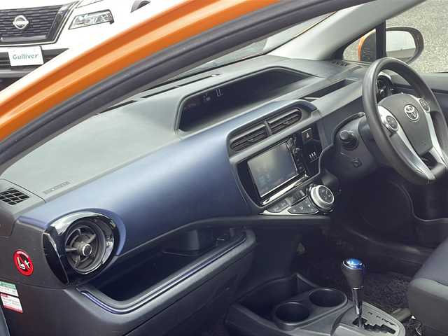トヨタ アクア S 千葉県 2015(平27)年 4.3万km オレンジパールクリスタルシャイン ナビNSZN-W64T バックカメラ ドラレコ ETC DVD  BT スマートキー プッシュスタート ステアスイッチ 横滑り防止 フロアマット ドアバイザー ナビレディパッケージ スマートエントリー