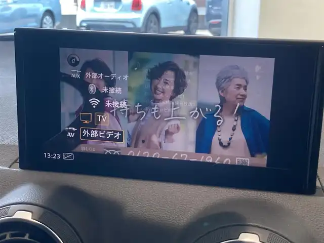 アウディ Ｑ２ 30TFSIスポーツ 熊本県 2021(令3)年 3.1万km ミトスブラックメタリック ・前席シートヒーター/・パワーバックドア/・オートホールド/・アダプティブクルーズコントロール/・純正メモリナビ/Bluetooth/USB/AUX/フルセグテレビ/・バックカメラ/・パーキングアシスト/・前後ドライブレコーダー/・ETC2.0/・プッシュスタート/・アイドリングストップ/・オートライト/・LEDライト