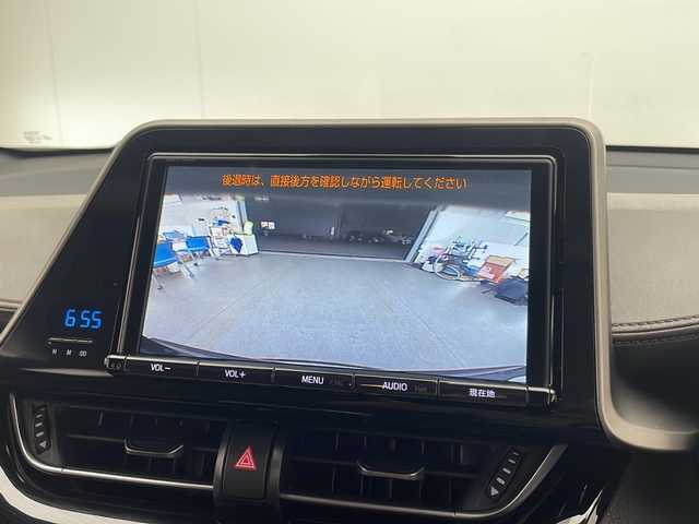 トヨタ Ｃ－ＨＲ G 宮崎県 2017(平29)年 2.8万km ブラックマイカ 禁煙車/トヨタセーフティセンス/純正9型ナビTV/（NSZT-Y66T/CD/DVD/Bluetooth/フルセグTV)/純正バックカメラ/純正ビルトイン2.0ETC/純正エアロ/純正フォグ/純正18インチアルミ/純正フロアマット/プリクラッシュセーフティ/アダプティブクルーズコントロール/レーンディパーチャーアラート/オートマチックハイビーム/クリアランスソナー/ブラインドスポットモニター/電子パーキング/オートホールド/デュアルオートエアコン（ナノイー）/ハーフレザーシート/前席シートヒーター/スマートキー/プッシュエンジンスタート/新車時保証書/取扱い説明書