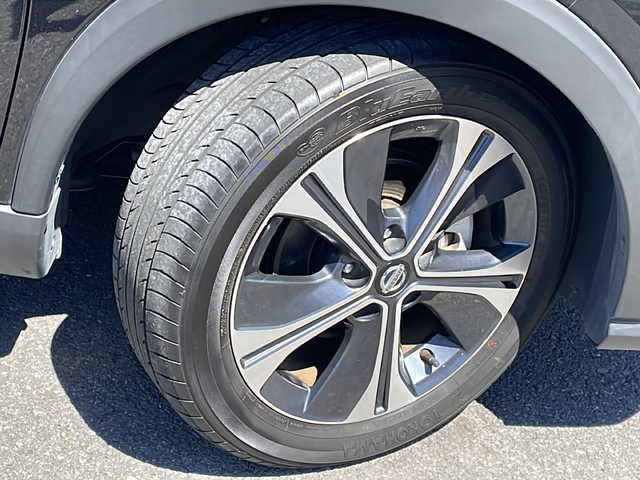 日産 キックス X ツートーンインテリアED 長野県 2022(令4)年 4.9万km ピュアブラック プロパイロット/純正メーカーナビフルセグTV/オレンジ×黒コンビ合皮シート/アラウンドビューモニター/インテリジェントルームミラー/ETC/純正１７インチアルミ/コーナーセンサー /ステアリングヒーター/シートヒーター /純正ゴムマット