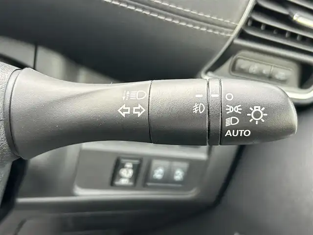 日産 セレナ ハイウェイスターVセレクションⅡ 兵庫県 2018(平30)年 5.1万km マルーンレッド プロパイロット　/両側パワースライドドア　/フリップモニター　/純正ナビ　/フルセグＴＶ　/Bluetooth　/アラウンドビューモニター　/デジタルインナーミラー　/純正ドライブレコーダー　/パーキングアシスト/ETC/CD/DVD/BD/USB/純正フロアマット/純正アルミ