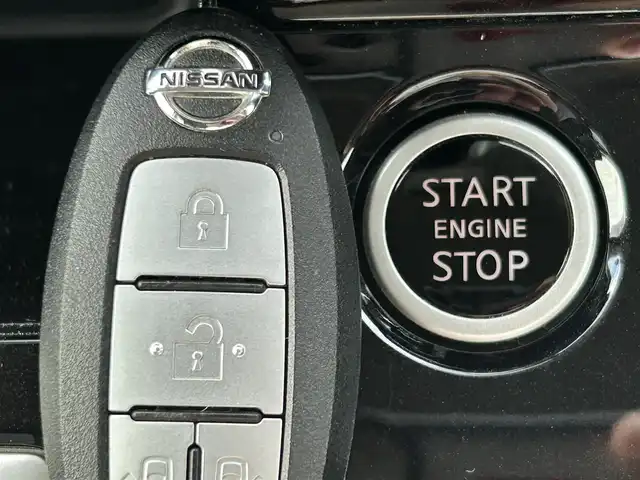 日産 セレナ ハイウェイスターVセレクションⅡ 兵庫県 2018(平30)年 5.1万km マルーンレッド プロパイロット　/両側パワースライドドア　/フリップモニター　/純正ナビ　/フルセグＴＶ　/Bluetooth　/アラウンドビューモニター　/デジタルインナーミラー　/純正ドライブレコーダー　/パーキングアシスト/ETC/CD/DVD/BD/USB/純正フロアマット/純正アルミ