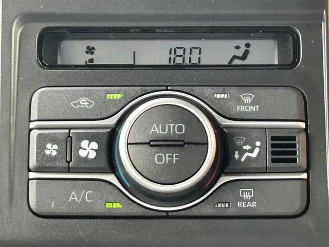 ダイハツ タフト G ターボ 兵庫県 2023(令5)年 3.4万km フォレストカーキメタリック 純正9インチディスプレイオーディオ/フルセグ/Bluetoothオーディオ/HDMi/バックカメラ/ガラスルーフ/ETC/追従クルーズコントロール/LEDヘッドライト/USB入力端子/カーテンエアバック/電動格納ミラー