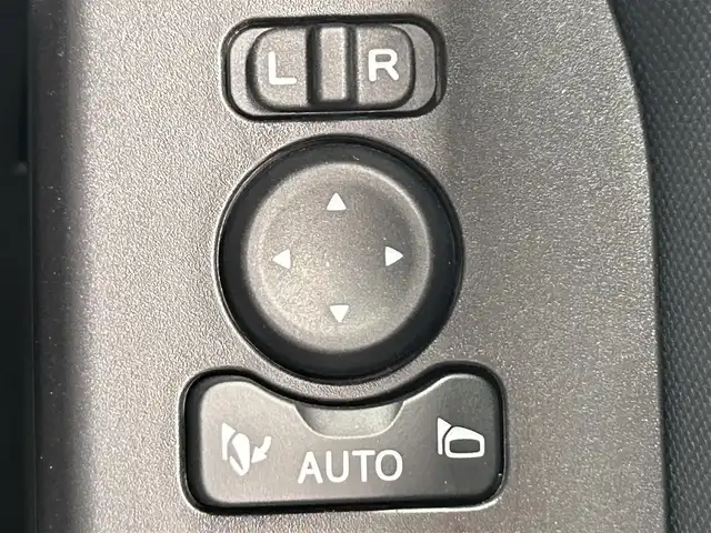 ダイハツ タフト G ターボ 兵庫県 2023(令5)年 3.4万km フォレストカーキメタリック 純正9インチディスプレイオーディオ/フルセグ/Bluetoothオーディオ/HDMi/バックカメラ/ガラスルーフ/ETC/追従クルーズコントロール/LEDヘッドライト/USB入力端子/カーテンエアバック/電動格納ミラー