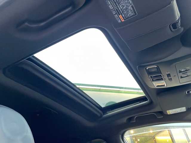 スバル ＷＲＸ Ｓ４ 2．0GT‐S アイサイト 新潟県 2018(平30)年 7万km クリスタルホワイトP 純正SDナビ/（DTV/DVD/Bluetooth）/４WD/ターボ/アイサイト/衝突軽減/レーンキープアシスト/BSM/クルーズコントロール/フロント、サイド、リアカメラ/ドライブレコーダー/ETC/ステアリングスイッチ/パドルシフト/レザーシート/シートメモリ/パワーシート/シートヒーター/サンルーフ/LED/フォグランプ/ウィンカーミラー/ドアバイザー/電格ミラー