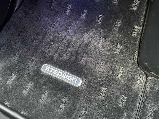 ホンダ ステップワゴン スパーダ Z クールスピリット 大阪府 2013(平25)年 12.4万km プレミアムスパークルブラックパール ”(株)IDOMが運営する【じしゃロン堺店】の自社ローン専用車両になります。/こちらは現金またはオートローンご利用時の価格です。自社ローンご希望の方は別途その旨お申付け下さい”