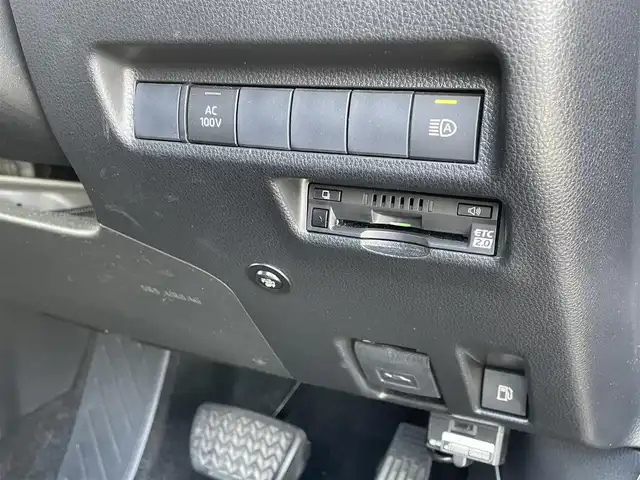 トヨタ ＲＡＶ４ ハイブリットX 佐賀県 2020(令2)年 7.1万km アティチュードブラックマイカ /純正7型メモリーナビ/　TV/Bluetooth//バックカメラ//ETC//ドライブレコーダー//社外レーダー≪ZERO 805V≫//スマートキー//スペアキー//AC100V//トヨタセーフティセンス(衝突回避パッケージ)/　プリクラッシュセーフティ/　レーントレーシングアシスト/　レーダークルーズコントロール/　オートマチックハイビーム/　ロードサインアシスト//保証書//取扱説明書