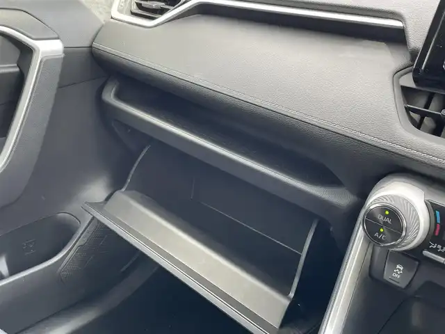 トヨタ ＲＡＶ４ ハイブリットX 佐賀県 2020(令2)年 7.1万km アティチュードブラックマイカ /純正7型メモリーナビ/　TV/Bluetooth//バックカメラ//ETC//ドライブレコーダー//社外レーダー≪ZERO 805V≫//スマートキー//スペアキー//AC100V//トヨタセーフティセンス(衝突回避パッケージ)/　プリクラッシュセーフティ/　レーントレーシングアシスト/　レーダークルーズコントロール/　オートマチックハイビーム/　ロードサインアシスト//保証書//取扱説明書