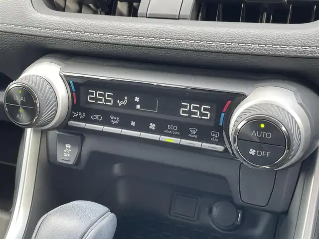 トヨタ ＲＡＶ４ ハイブリットX 佐賀県 2020(令2)年 7.1万km アティチュードブラックマイカ /純正7型メモリーナビ/　TV/Bluetooth//バックカメラ//ETC//ドライブレコーダー//社外レーダー≪ZERO 805V≫//スマートキー//スペアキー//AC100V//トヨタセーフティセンス(衝突回避パッケージ)/　プリクラッシュセーフティ/　レーントレーシングアシスト/　レーダークルーズコントロール/　オートマチックハイビーム/　ロードサインアシスト//保証書//取扱説明書