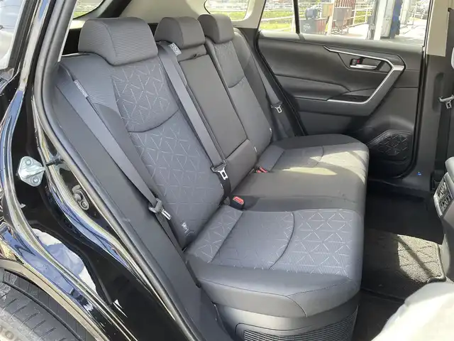 トヨタ ＲＡＶ４ ハイブリットX 佐賀県 2020(令2)年 7.1万km アティチュードブラックマイカ /純正7型メモリーナビ/　TV/Bluetooth//バックカメラ//ETC//ドライブレコーダー//社外レーダー≪ZERO 805V≫//スマートキー//スペアキー//AC100V//トヨタセーフティセンス(衝突回避パッケージ)/　プリクラッシュセーフティ/　レーントレーシングアシスト/　レーダークルーズコントロール/　オートマチックハイビーム/　ロードサインアシスト//保証書//取扱説明書