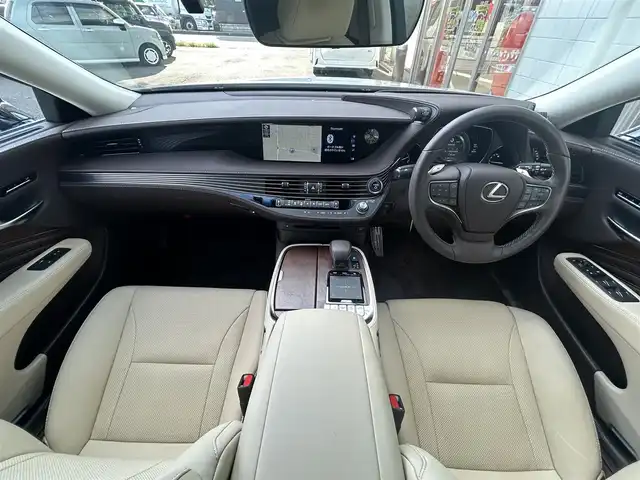 レクサス ＬＳ 500h Iパッケージ 新潟県 2018(平30)年 0.1万km ソニッククォーツ ワンオーナー/メーカーナビ/ETC/クルーズコントロール/プッシュスタート/フルセグテレビ/バックカメラ/アイドリングストップ/ウィンカーミラー/パワーバックドア/パワーシート/シートヒーター/エアシート/衝突軽減/クリアランスソナー/ヘッドアップディスプレイ/プリクラッシュ