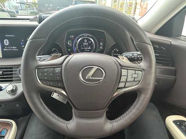 レクサス ＬＳ 500h Iパッケージ 新潟県 2018(平30)年 0.1万km ソニッククォーツ ワンオーナー/メーカーナビ/ETC/クルーズコントロール/プッシュスタート/フルセグテレビ/バックカメラ/アイドリングストップ/ウィンカーミラー/パワーバックドア/パワーシート/シートヒーター/エアシート/衝突軽減/クリアランスソナー/ヘッドアップディスプレイ/プリクラッシュ