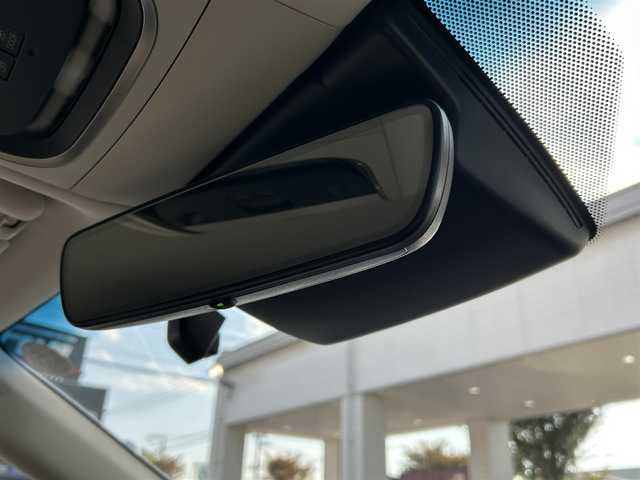 レクサス ＬＳ 500h Iパッケージ 新潟県 2018(平30)年 0.1万km ソニッククォーツ ワンオーナー/メーカーナビ/ETC/クルーズコントロール/プッシュスタート/フルセグテレビ/バックカメラ/アイドリングストップ/ウィンカーミラー/パワーバックドア/パワーシート/シートヒーター/エアシート/衝突軽減/クリアランスソナー/ヘッドアップディスプレイ/プリクラッシュ