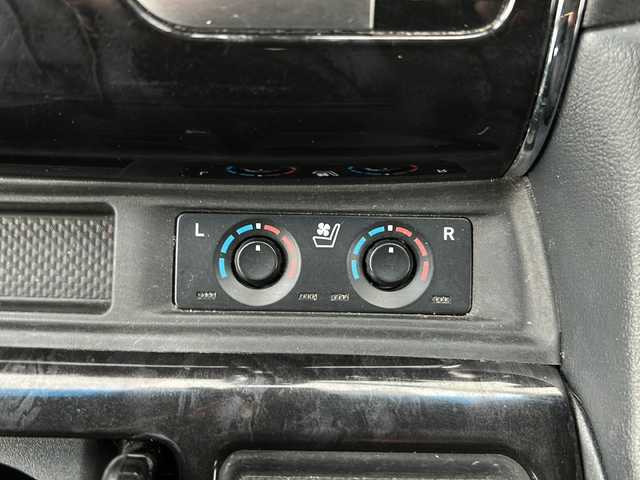 トヨタ アルファード S Cパッケージ 岐阜県 2018(平30)年 14万km ブラック 登録時走行距離139166km/純正ナビ/バックカメラ/フルセグテレビ/ツインルーフ/純正フリップダウンモニター/レザーシート/シートヒーター/エアシート/両側パワースライドドア/電動リアゲート/パワーシート/ドライブレコーダー/クルーズコントロール/ETC/USB/Bluetooth接続/プッシュスタート/スマートキー/スペアキー/コーナーセンサー/レーンキープアシスト/オートライト/オートマチックハイビーム/LEDヘッドライト/純正アルミホイール/純正フロアマット