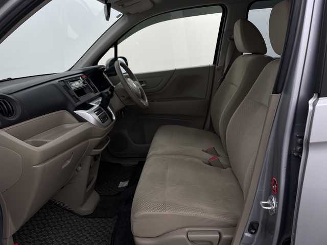 ホンダ Ｎ ＷＧＮ C 新潟県 2017(平29)年 4.2万km ルナシルバーM 4WD/純正オーディオ/　　CD/AUX/FM/AM/シートヒーター/ミラーヒーター/ウィンカーミラー/電格ミラー/ヘッドライトレベライザー/横滑り防止装置