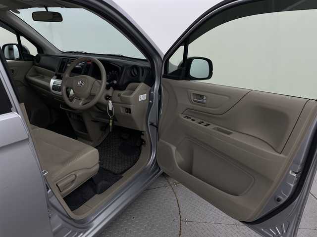 ホンダ Ｎ ＷＧＮ C 新潟県 2017(平29)年 4.2万km ルナシルバーM 4WD/純正オーディオ/　　CD/AUX/FM/AM/シートヒーター/ミラーヒーター/ウィンカーミラー/電格ミラー/ヘッドライトレベライザー/横滑り防止装置