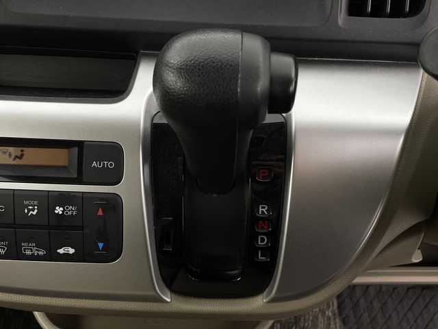 ホンダ Ｎ ＷＧＮ C 新潟県 2017(平29)年 4.2万km ルナシルバーM 4WD/純正オーディオ/　　CD/AUX/FM/AM/シートヒーター/ミラーヒーター/ウィンカーミラー/電格ミラー/ヘッドライトレベライザー/横滑り防止装置