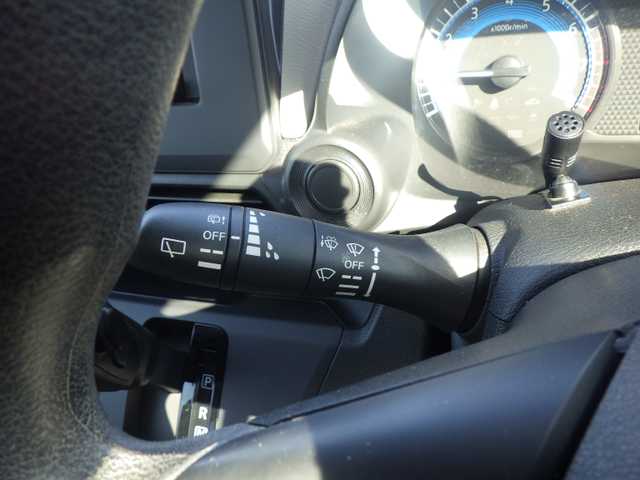 日産 デイズ S 千葉県 2020(令2)年 6.4万km ホワイト エマージェンシーブレーキ/アイドリングストップ/社外メモリーナビ/【Bluetooth接続】/バックカメラ/ETC/コーナーセンサー/サイド/カーテンエアバッグ/キーレス