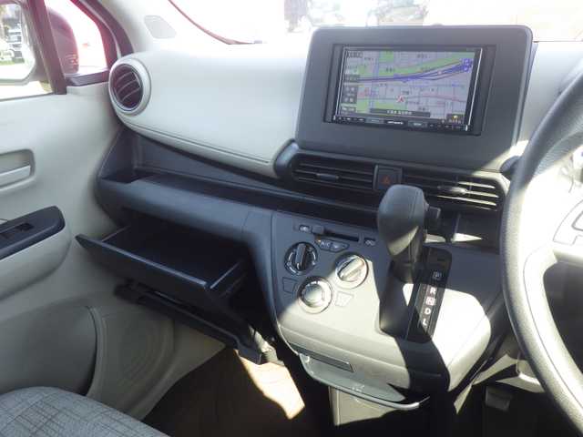 日産 デイズ S 千葉県 2020(令2)年 6.4万km ホワイト エマージェンシーブレーキ/アイドリングストップ/社外メモリーナビ/【Bluetooth接続】/バックカメラ/ETC/コーナーセンサー/サイド/カーテンエアバッグ/キーレス