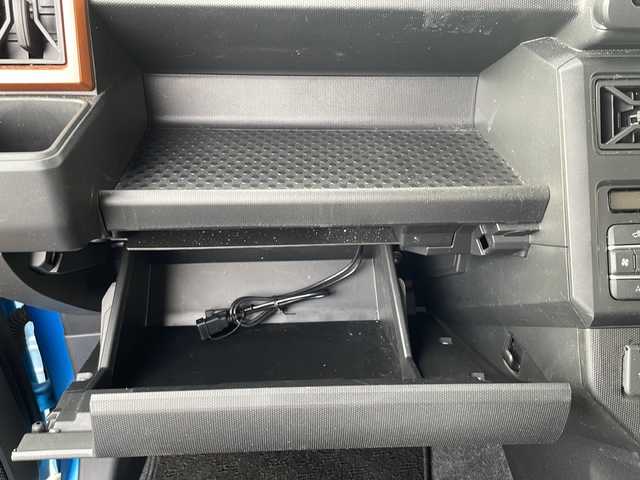 ダイハツ タフト G 茨城県 2020(令2)年 2.2万km スプラッシュブルーM 社外ナビ フルセグ/CD/DVD/AM/FM/ガラスルーフ/前シートヒーター/電動パーキングブレーキ/ブレーキホールド/スマートアシスト/アイドリングストップ/コーナーセンサー/革巻きステアリング/バックカメラ/LEDフォグランプ/LEDオートライト/スマートキー