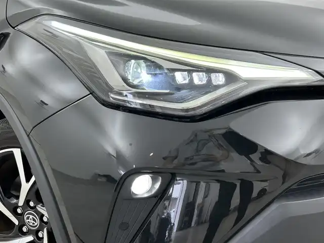 トヨタ Ｃ－ＨＲ G 福岡県 2021(令3)年 5.8万km ブラックマイカ 純正ＤＡナビ（フルセグＴＶ）　/全方位カメラ　/ビルトインＥＴＣ　/前後ドラレコ　/ＡＣＣ　/コーナーセンサー　/衝突軽減ブレーキ　/レーンキープ　/ＢＳＭ　/ＲＣＴＡ　/ハーフレザー　/シートヒーター　/純正１８インチＡＷ
