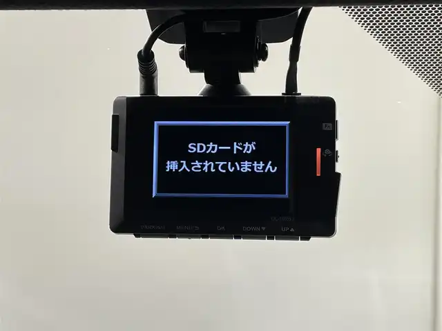 トヨタ Ｃ－ＨＲ G モード ネロ セーフティプラス 愛知県 2021(令3)年 4.4万km ホワイトパールクリスタルシャイン 純正8型ディスプレイオーディオ/AM FM Bluetooth USB/パノラマミックビューモニター/トヨタセーフティセンス/レーントレーシングアラート/プリクラッシュセーフティ/ブラインドスポットモニター/クリアランスソナー/ロードサインアシスト/レーダークルーズコントロール/前後ドライブレコーダー/ハーフレザーシート/前席シートヒーター/ステアリングリモコン/AC100V/純正フロアマット/ビルトインETC/スマートキー/スペアキー/LEDヘッドライト/オートライト/オートマチックハイビーム/純正フロアマット/純正18インチアルミホイル/ドアバイザー