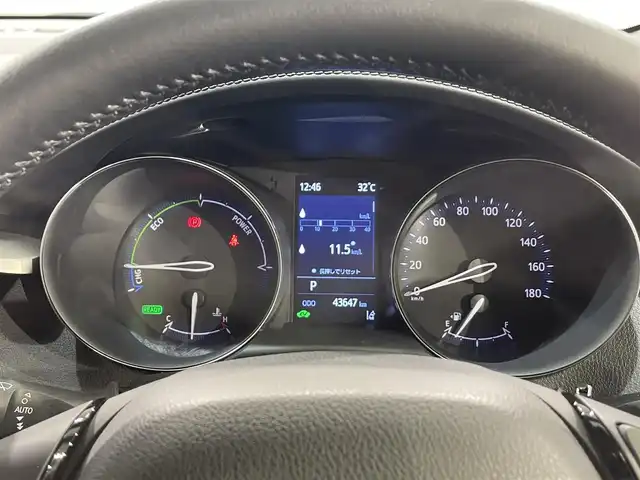 トヨタ Ｃ－ＨＲ G モード ネロ セーフティプラス 愛知県 2021(令3)年 4.4万km ホワイトパールクリスタルシャイン 純正8型ディスプレイオーディオ/AM FM Bluetooth USB/パノラマミックビューモニター/トヨタセーフティセンス/レーントレーシングアラート/プリクラッシュセーフティ/ブラインドスポットモニター/クリアランスソナー/ロードサインアシスト/レーダークルーズコントロール/前後ドライブレコーダー/ハーフレザーシート/前席シートヒーター/ステアリングリモコン/AC100V/純正フロアマット/ビルトインETC/スマートキー/スペアキー/LEDヘッドライト/オートライト/オートマチックハイビーム/純正フロアマット/純正18インチアルミホイル/ドアバイザー