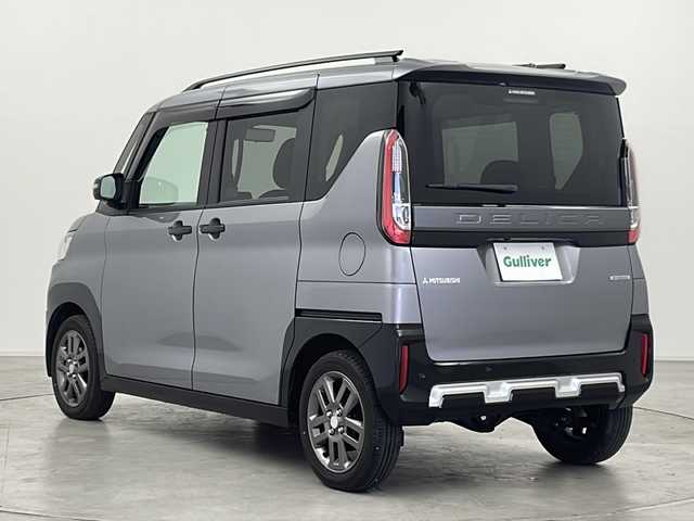 三菱 デリカミニ T プレミアム 群馬県 2024(令6)年 1万km グレー ９型ナビ　全周囲カメラ　電子ミラー　マイパイロット　パドルシフト　ハーフレザーシート　シートヒーター　ステアリングヒーター　ハンズフリーオート両側電動スライドドア　ビルトインＥＴＣ　前後ドラレコ　禁煙