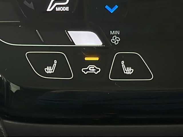 三菱 デリカミニ T プレミアム 群馬県 2024(令6)年 1万km グレー ９型ナビ　全周囲カメラ　電子ミラー　マイパイロット　パドルシフト　ハーフレザーシート　シートヒーター　ステアリングヒーター　ハンズフリーオート両側電動スライドドア　ビルトインＥＴＣ　前後ドラレコ　禁煙