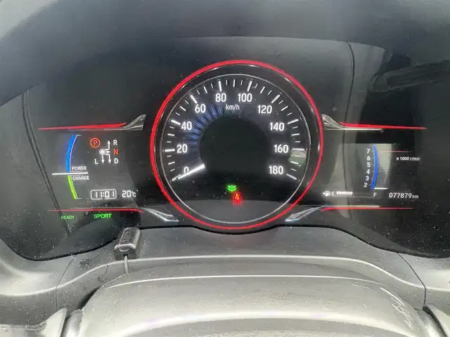 ホンダ ヴェゼル ハイブリッド Z 徳島県 2015(平27)年 7.8万km ホワイトオーキッドパール 純正８型ナビゲーション/（フルセグ/CD/DVD/SD/Bluetooth）/衝突軽減被害ブレーキ/バックモニター/ＥＴＣ/ハーフレザーシート/クリアランスソナー/LEDヘッドライト/フォグランプ/パドルシフト/カーテンエアバック/電気式パーキングブレーキ/オートホールド/プッシュスタート/スマートキー/スペアキー/革巻きステアリング/電動格納ミラー/オールオートパワーウインドウ/ステアリングリモコン/純正フロアマット/サイドバイザー/リヤワイパー/室内LEDランプ