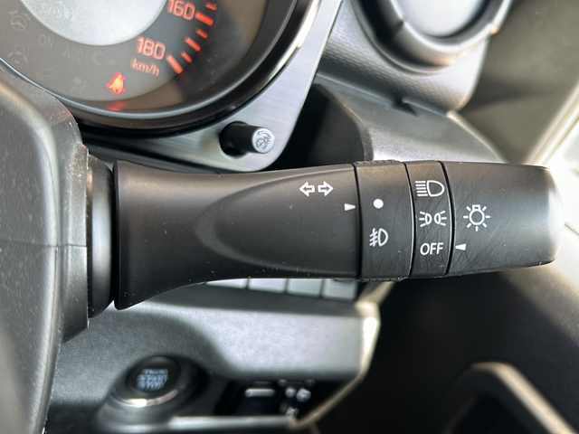 スズキ ジムニー シエラ JL 静岡県 2020(令2)年 8万km ミディアムグレー ５速ＭＴ　/ルーフラック　/純正８ｉｎｃナビ　/フルセグＴＶ　/ＥＴＣ　/スマートキー　/プッシュスタート/シートヒーター　/横滑り防止装置　/ダウンヒルアシスト　/フロントフォグランプ