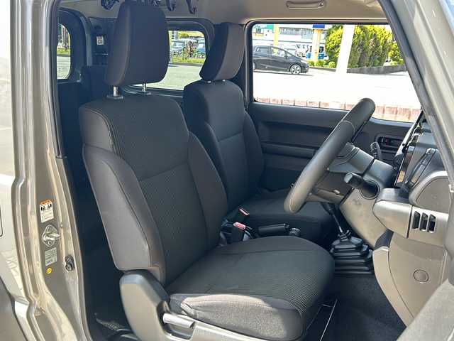 スズキ ジムニー シエラ JL 静岡県 2020(令2)年 8万km ミディアムグレー ５速ＭＴ　/ルーフラック　/純正８ｉｎｃナビ　/フルセグＴＶ　/ＥＴＣ　/スマートキー　/プッシュスタート/シートヒーター　/横滑り防止装置　/ダウンヒルアシスト　/フロントフォグランプ
