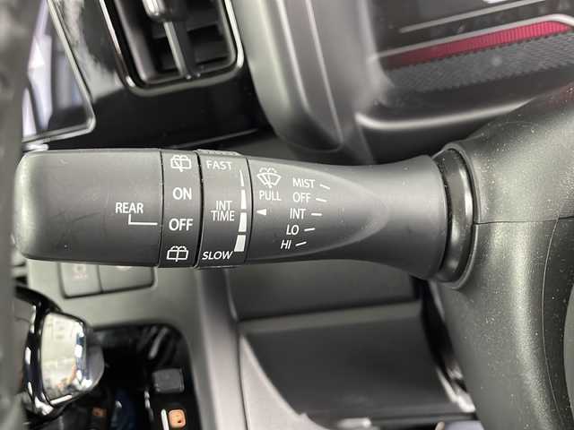 スズキ スペーシア カスタム HYBRID XS ターボ 千葉県 2024(令6)年 0.5万km ピュアホワイトP ワンオーナー/純正ナビ　/フルセグＴＶ　/全方位モニター　/Bluetooth USB AppleCarPlay AndroidAuto DVD CD　/ビルトインＥＴＣ　/前後ドライブレコーダー　/追従クルーズコントロール　/両側パワースライドドア　/ヘッドアップディスプレイ/パドルシフト/ステアリングヒーター/シートヒーター/リアサーキュレーター/コーナーセンサー/デュアルセンサーブレーキサポートII/シーケンシャルウィンカー/パドルシフト/LEDヘッドライト/スマートキー×２/純正フロアマット/保証書/取扱説明書